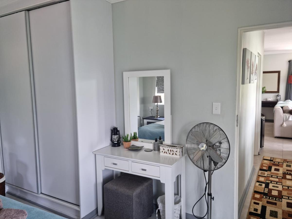 Clarens On Collett Villa ภายนอก รูปภาพ