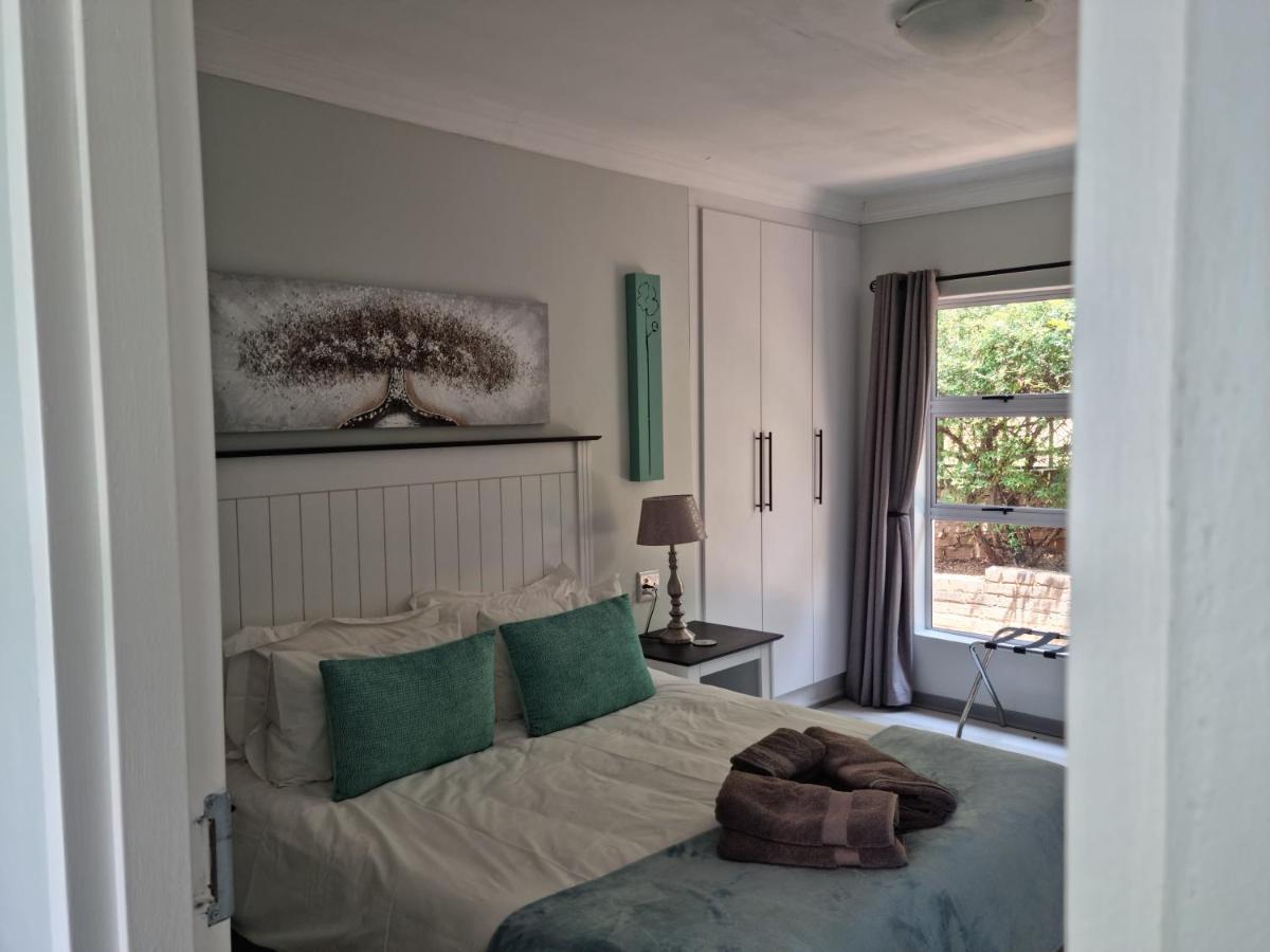 Clarens On Collett Villa ภายนอก รูปภาพ