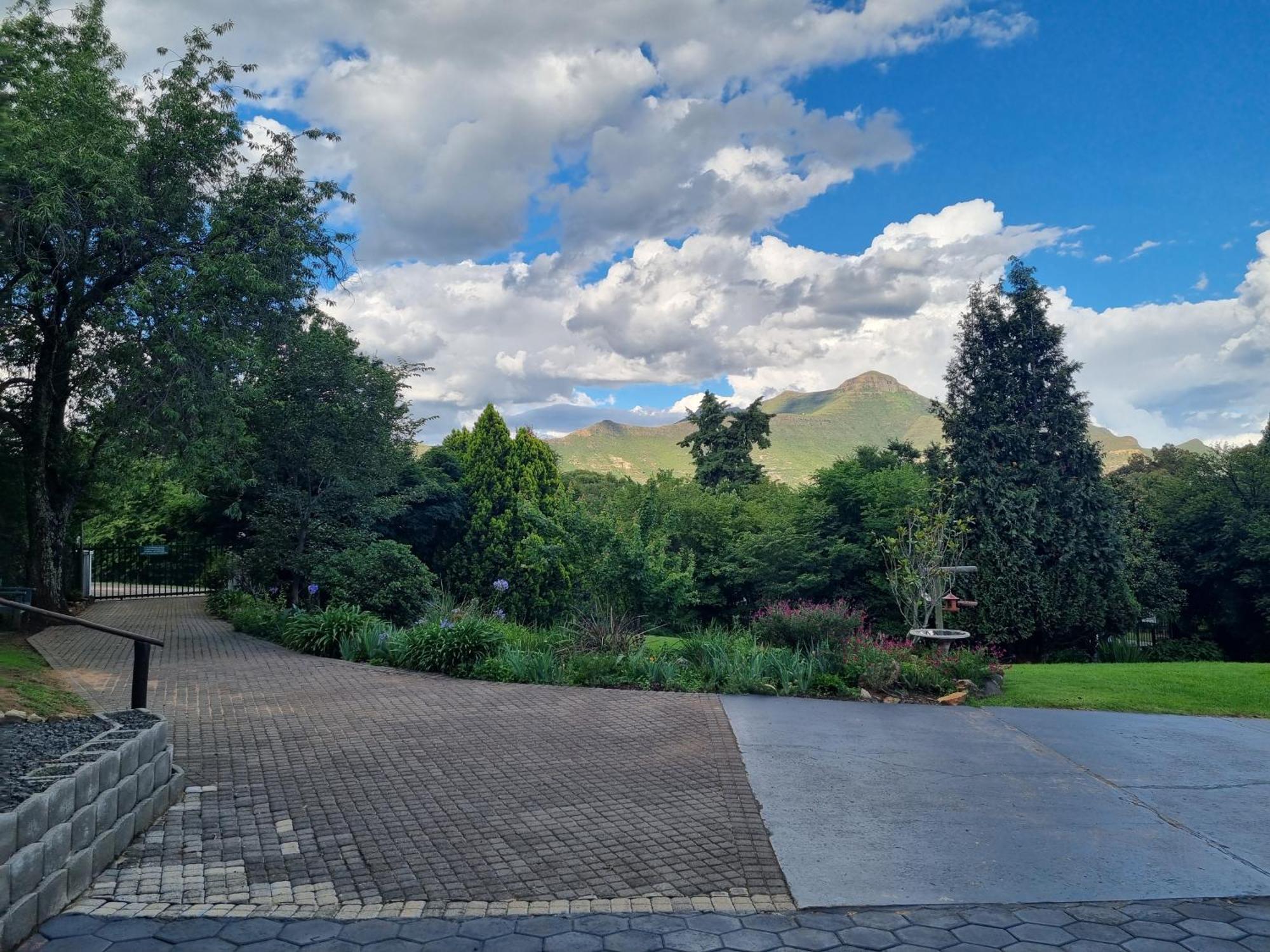 Clarens On Collett Villa ภายนอก รูปภาพ